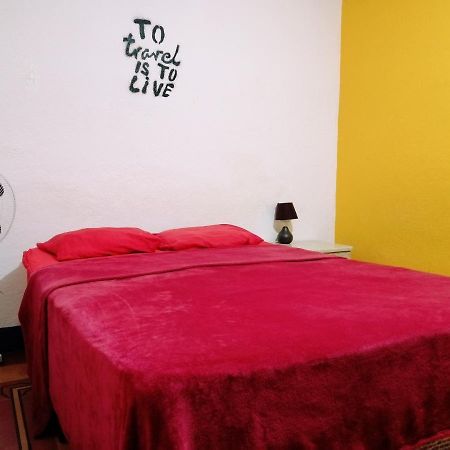 4 Grados Hostel Guatemala City Bagian luar foto