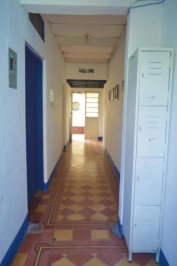 4 Grados Hostel Guatemala City Bagian luar foto